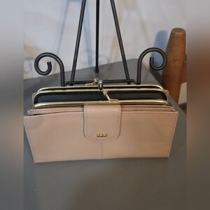 Elegant Tan Women's Geniune Leather Wallet